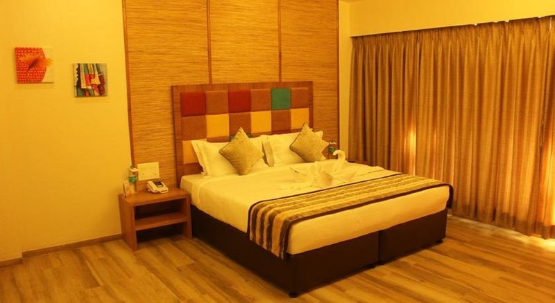 The Ocean Park Resort Калангут Экстерьер фото