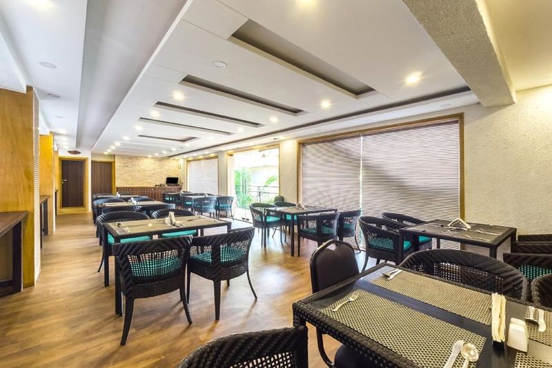 The Ocean Park Resort Калангут Экстерьер фото